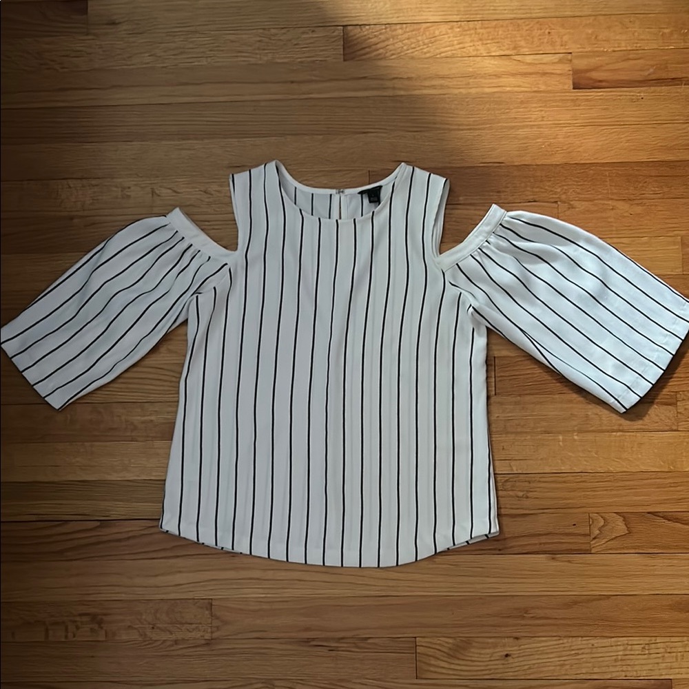 Ann Taylor White and Blue Cut Out Blouse